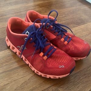 Womens cloud x size 6.5